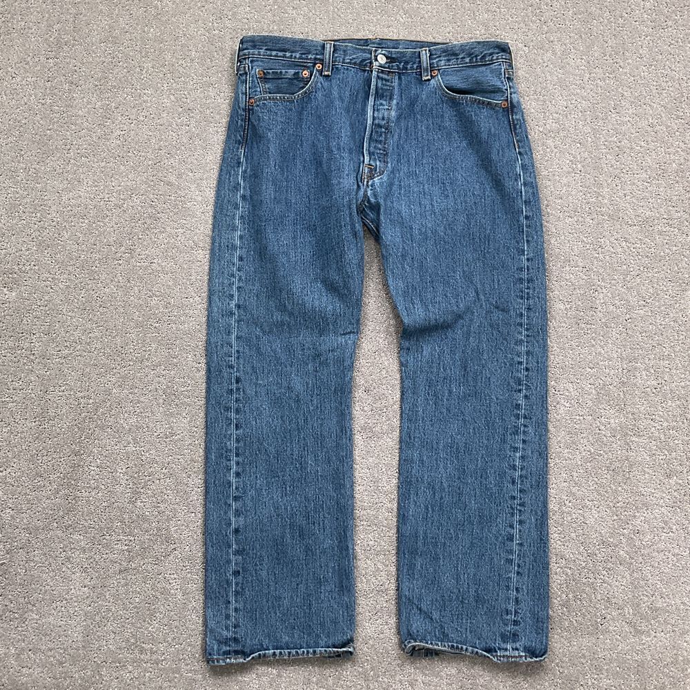 Levis 501 Jeans Men W36 L30 Blue Classic Straight Leg Button Fly PC9-00501-0193